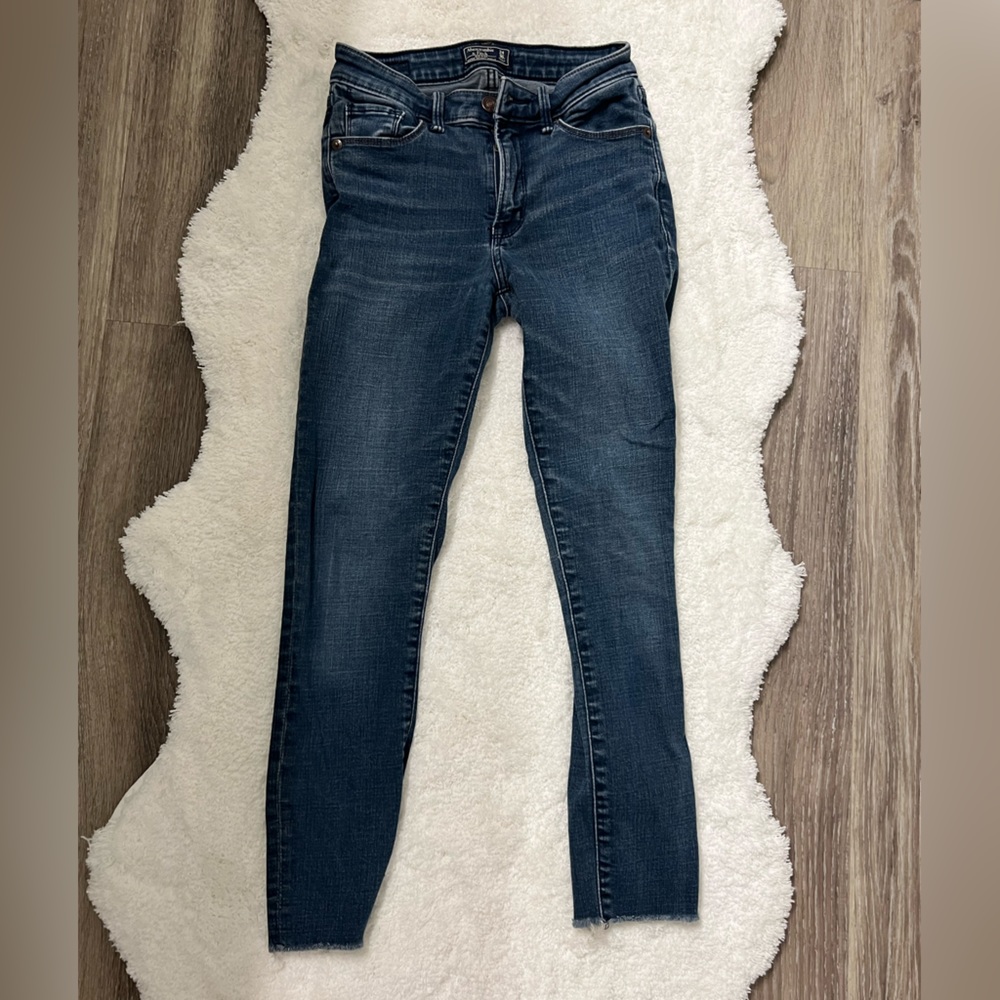 Skinny jeans